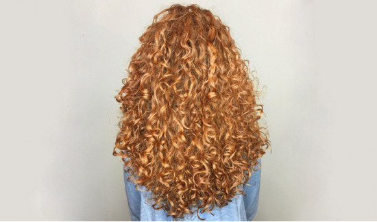How to Keep Curly Hair Healthy